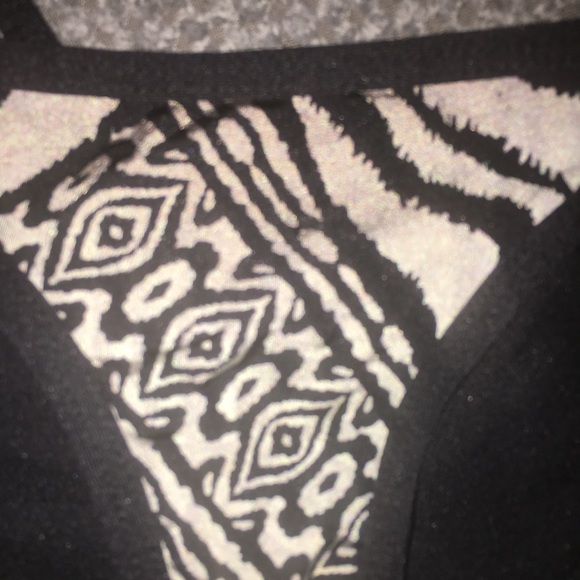 Tribal print two piece fringed bikini - Picture 2 of 8